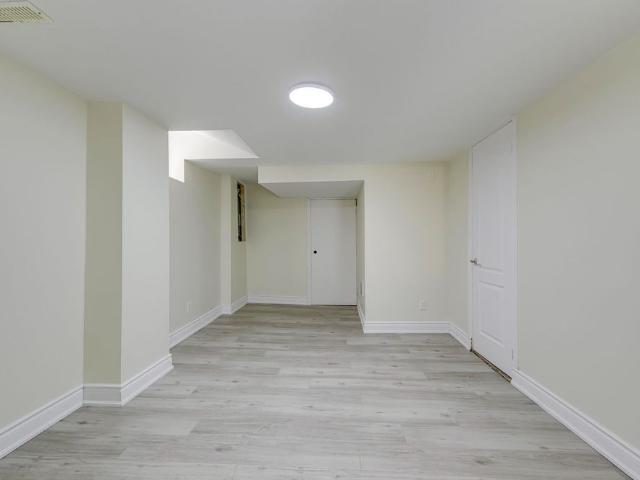 For Lease 3332 Angel Pass Drive Unit# basement, Mississauga, Ontario