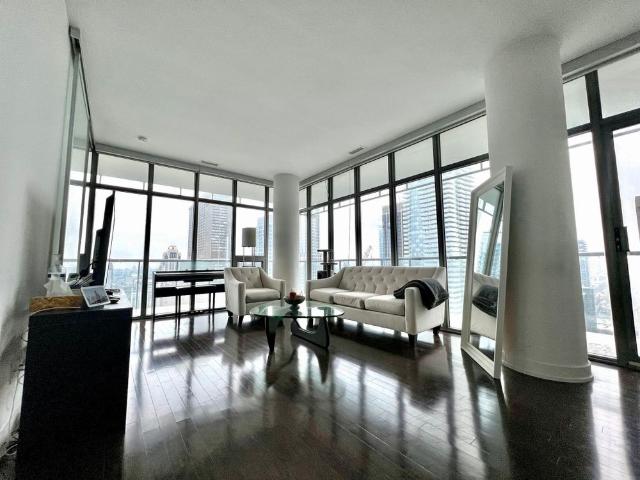 For Lease 33 Charles Street Unit# 2807, Toronto, Ontario