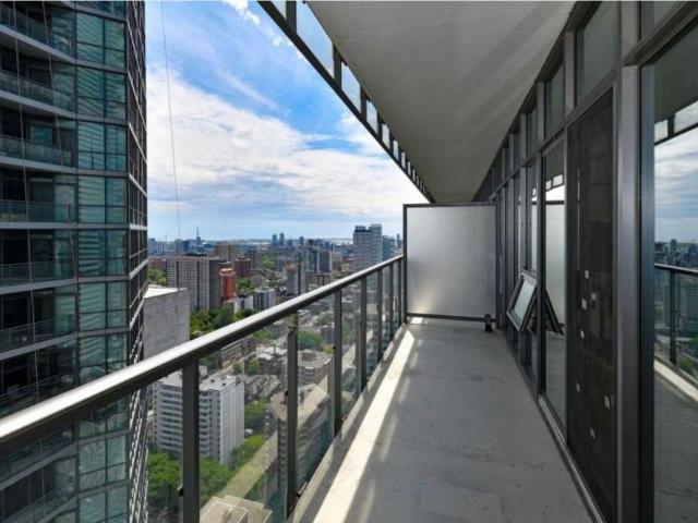 For Lease 33 Charles Street Unit# 3410, Toronto, Ontario