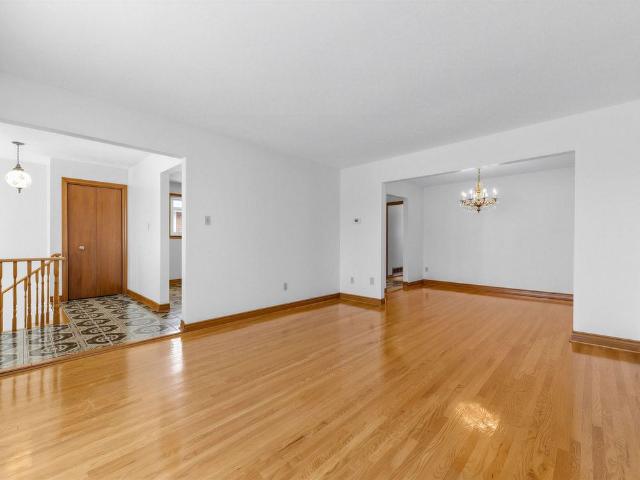 For Lease 33 Arthur Griffith Drive Unit# A, Toronto, Ontario