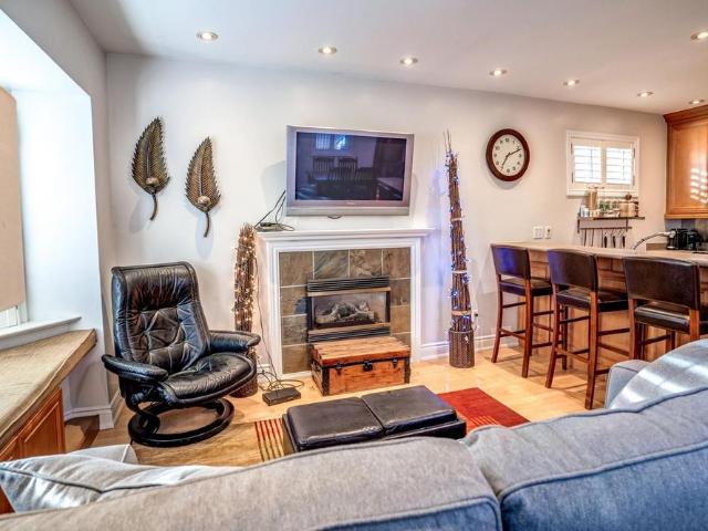 For Lease 33 Athlone Road Unit# Main Fl, Toronto, Ontario