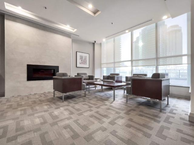 For Lease 33 Bay Street Unit# 911, Toronto, Ontario