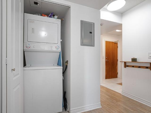 For Lease 33 Elm Drive Unit# 305, Mississauga, Ontario