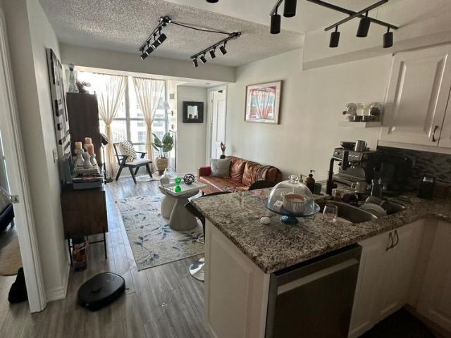 For Lease 33 Elm Drive Unit# 802, Mississauga, Ontario