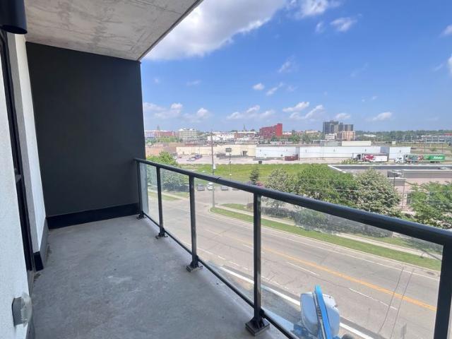 For Lease 33 ERIE Avenue Unit# 402, Brantford, Ontario