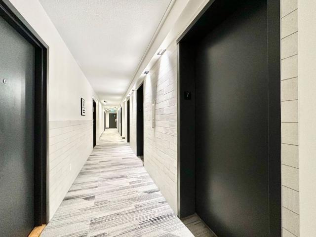 For Lease 33 Isabella Street Unit# 203, Toronto, Ontario