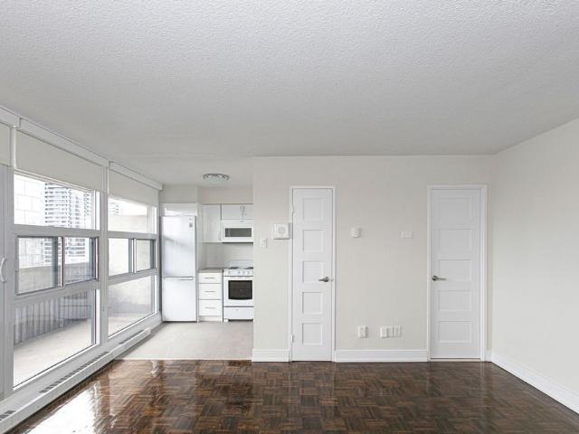 For Lease 33 Isabella Street Unit# 203, Toronto, Ontario
