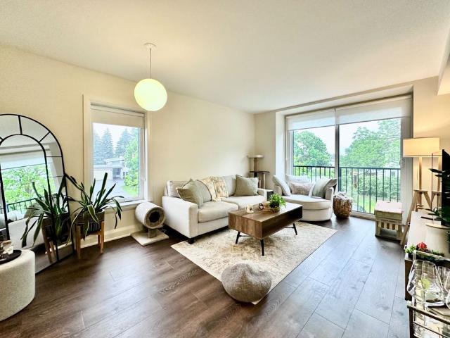 For Lease 33 MAPLE GROVE Road Unit# 101, Kanata, Ontario