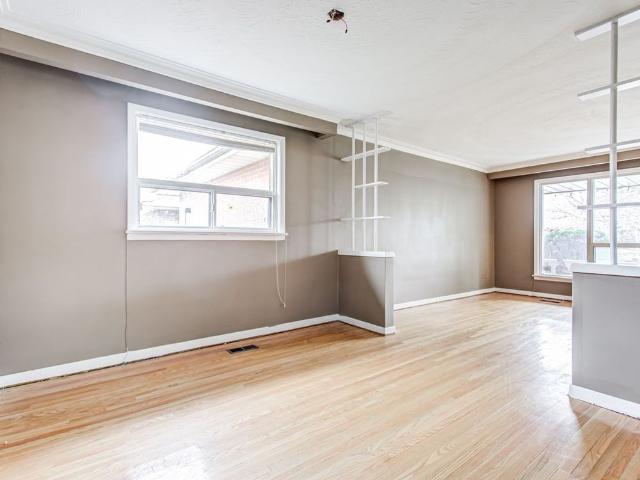 For Lease 33 Paulvale Crescent Unit# Upper, Toronto, Ontario