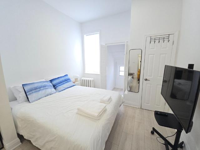 For Lease 344 Shaw Street Unit# 1B, Toronto, Ontario