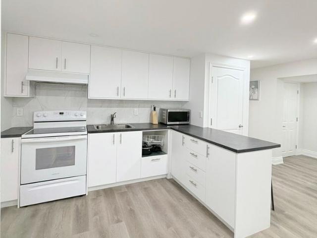 For Lease 3477 Riverspray Crescent, Mississauga, Ontario