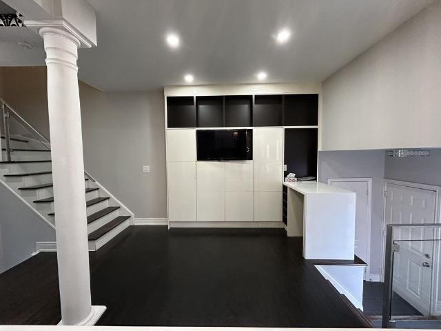 For Lease 3484 Eglinton Avenue, Mississauga, Ontario