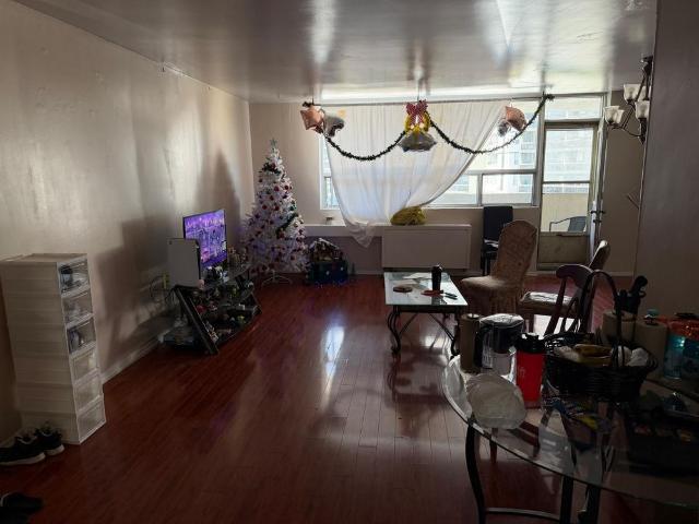 For Lease 3420 Eglinton Avenue Unit# 307, Toronto, Ontario