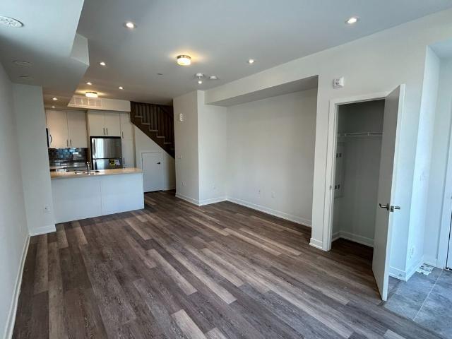 For Lease 3429 Ridgeway Drive Unit# 20, Mississauga, Ontario