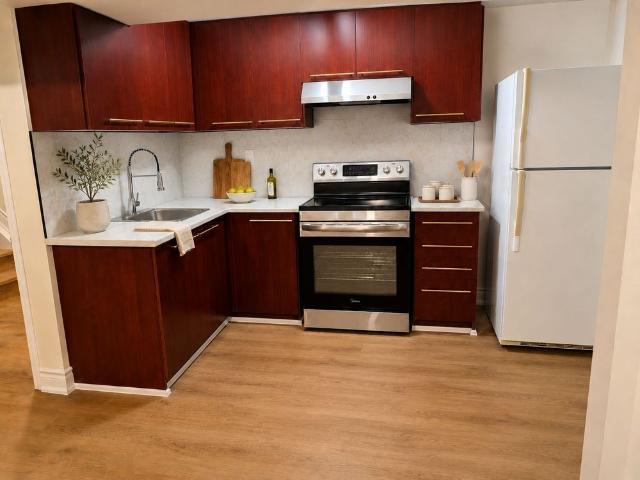 For Lease 3434 CRIMSON KING Circle, Mississauga, Ontario