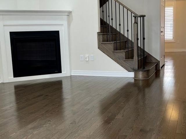For Lease 343 North Park Boulevard, Oakville, Ontario