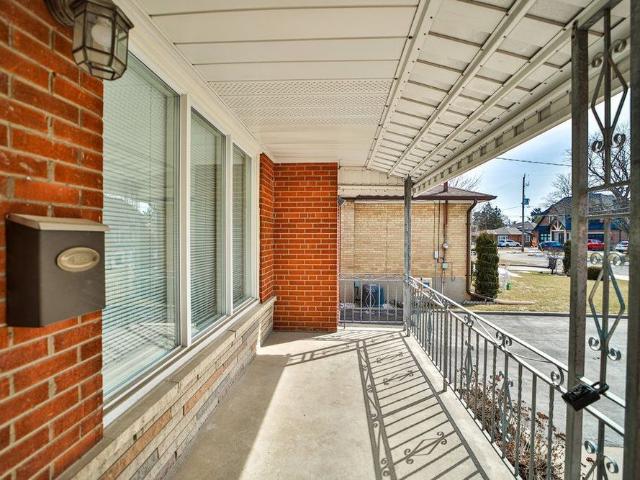 For Lease 34 Belleglade Upper Court, Toronto, Ontario