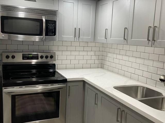 For Lease 34 Ebury LOWER Drive, Brampton, Ontario