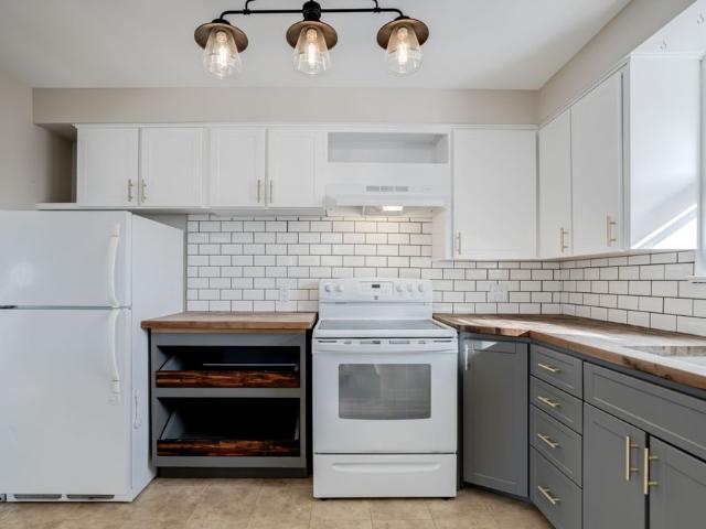 For Lease 34 Elizabeth Street Unit# A, Brampton, Ontario