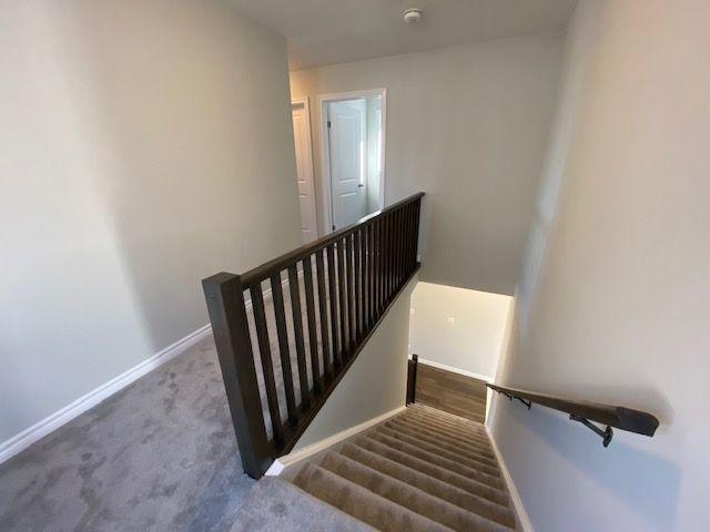 For Lease 34 Pondcliffe Drive, Kitchener, Ontario