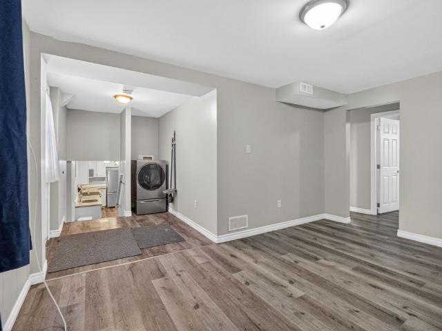 For Lease 34 PRESTON Place Unit# LOWER, Welland, Ontario