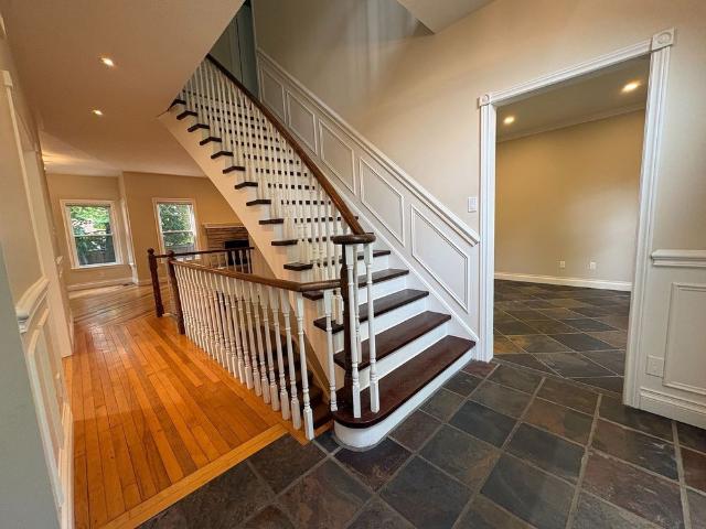 For Lease 34 Theobalds Circle, Richmond Hill, Ontario