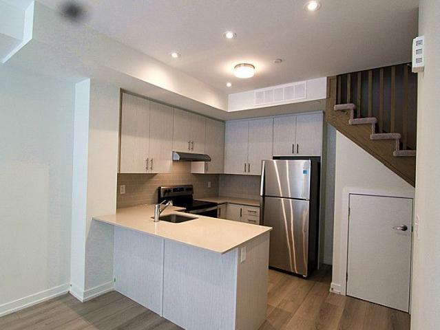 For Lease 3546 Colonial Drive Unit# 14, Mississauga, Ontario