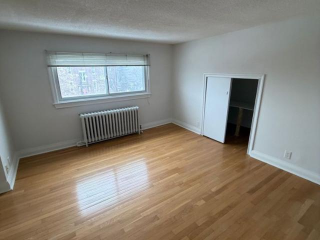 For Lease 354 Annette Street Unit# 1, Toronto, Ontario