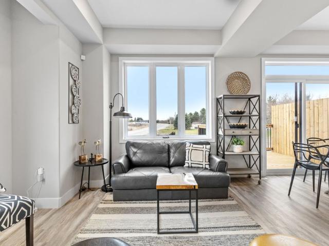 For Lease 3557 Colonel Talbot Rd Colonel Talbot Road Unit# 1, London South, Ontario