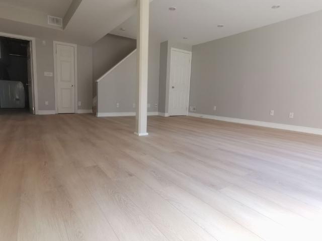 For Lease 355 Ravineview Way, Oakville, Ontario