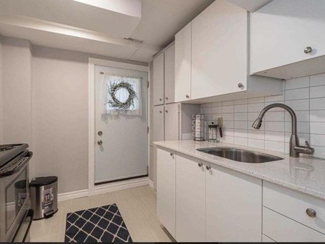 For Lease 3576 Ash Row Unit# Lower, Mississauga, Ontario
