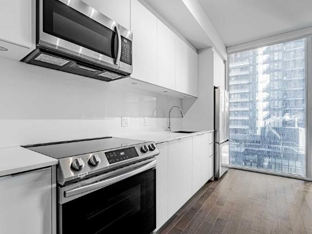 For Lease 357 King Street Unit# 806, Toronto, Ontario