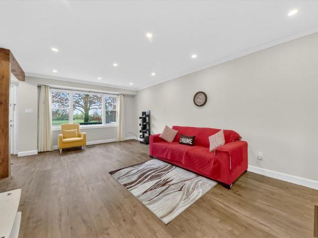 For Lease 357 Pompano Court, Oshawa, Ontario