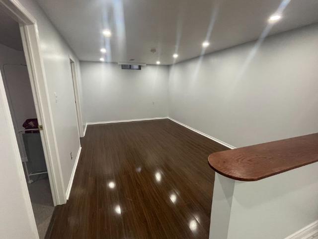 For Lease 358 Kingsbridge Garden Circle Unit# Bsmt, Mississauga, Ontario