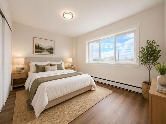 For Lease 350 Mayfield Street Unit# 112, Vanier and Kingsview Park, Ontario