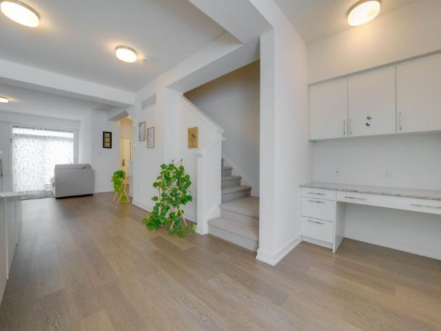 For Lease 350 River Road Unit# 23, Cambridge, Ontario
