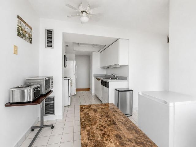 For Lease 350 Webb Drive Unit# 1708, Mississauga, Ontario