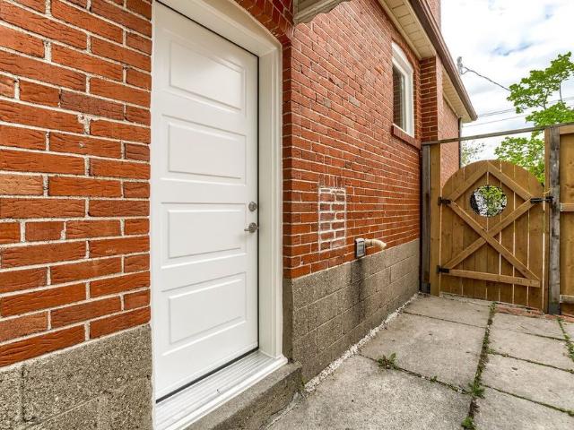For Lease 351 Maurice Drive, Oakville, Ontario