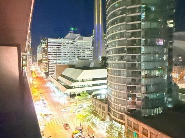 For Lease 352 Front Street Unit# 906, Toronto, Ontario