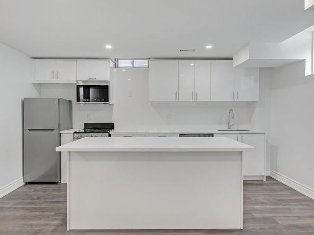 For Lease 353 Wood Duck Lane Unit# BSMT, Newmarket, Ontario