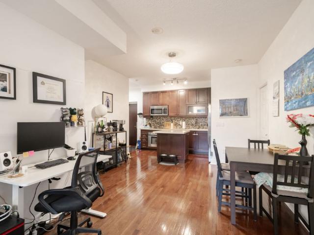 For Lease 35 Balmuto Street Unit# 1804, Toronto, Ontario