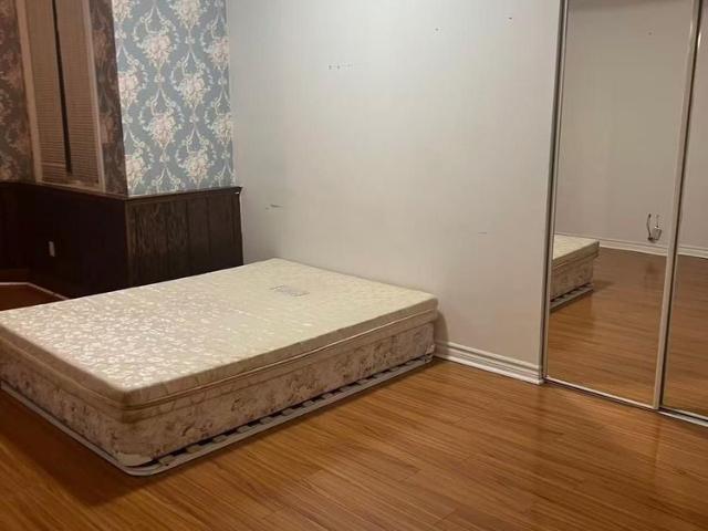 For Lease 35 Mcdairmid Road Unit# unit1, Toronto, Ontario