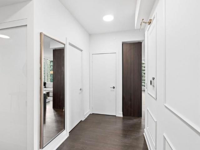 For Lease 35 Mercer Street Unit# 2012, Toronto, Ontario