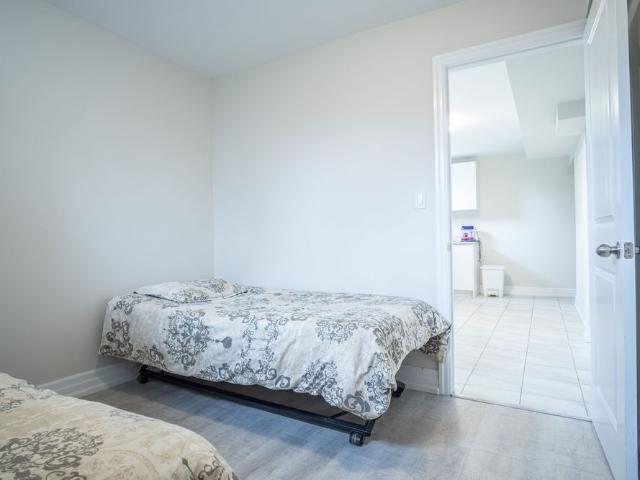 For Lease 35 Roberta Drive Unit# 1, Toronto, Ontario