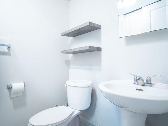 For Lease 35 Roberta Drive Unit# 2, Toronto, Ontario