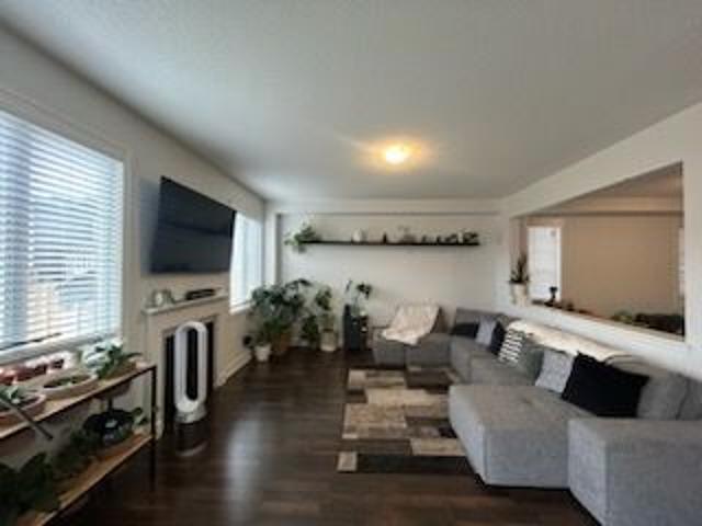 For Lease 35 Wood Crescent, Essa, Ontario