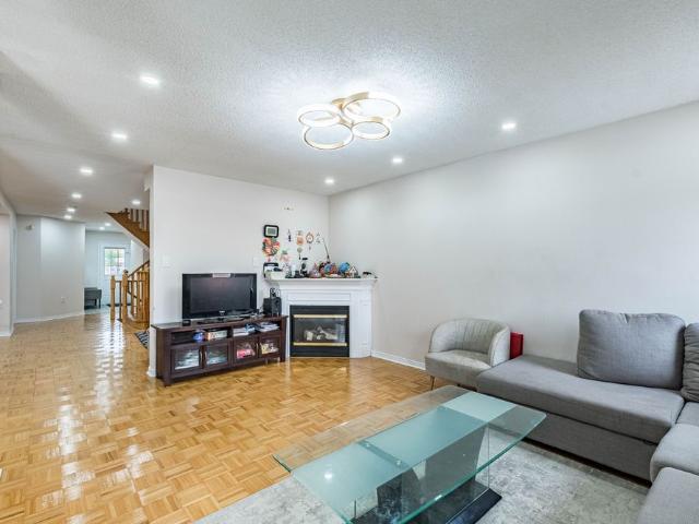 For Lease 35 Whitehouse Crescent, Brampton, Ontario