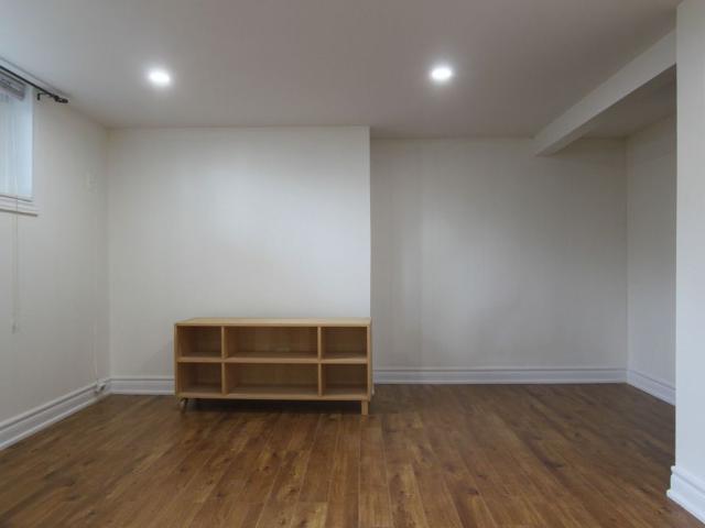 For Lease 3653 Anniversary Road Unit# Lower, Mississauga, Ontario