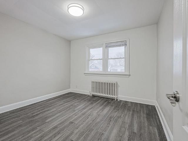 For Lease 366 Mary Street Unit# 4, Oshawa, Ontario