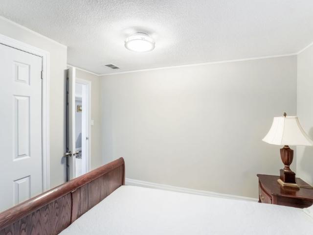 For Lease 3606 Twinmaple Drive, Mississauga, Ontario